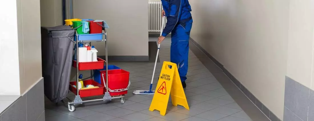 Scholen schoonmaken