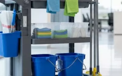 7 ergonomische tips voor een overzichtelijke en praktische schoonmaakwagen.